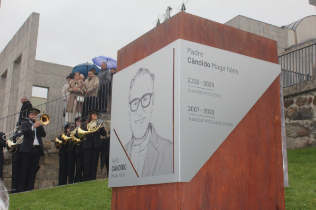 S. Paio homenageou Pa. Cândido pelos 25 anos de sacerdócio