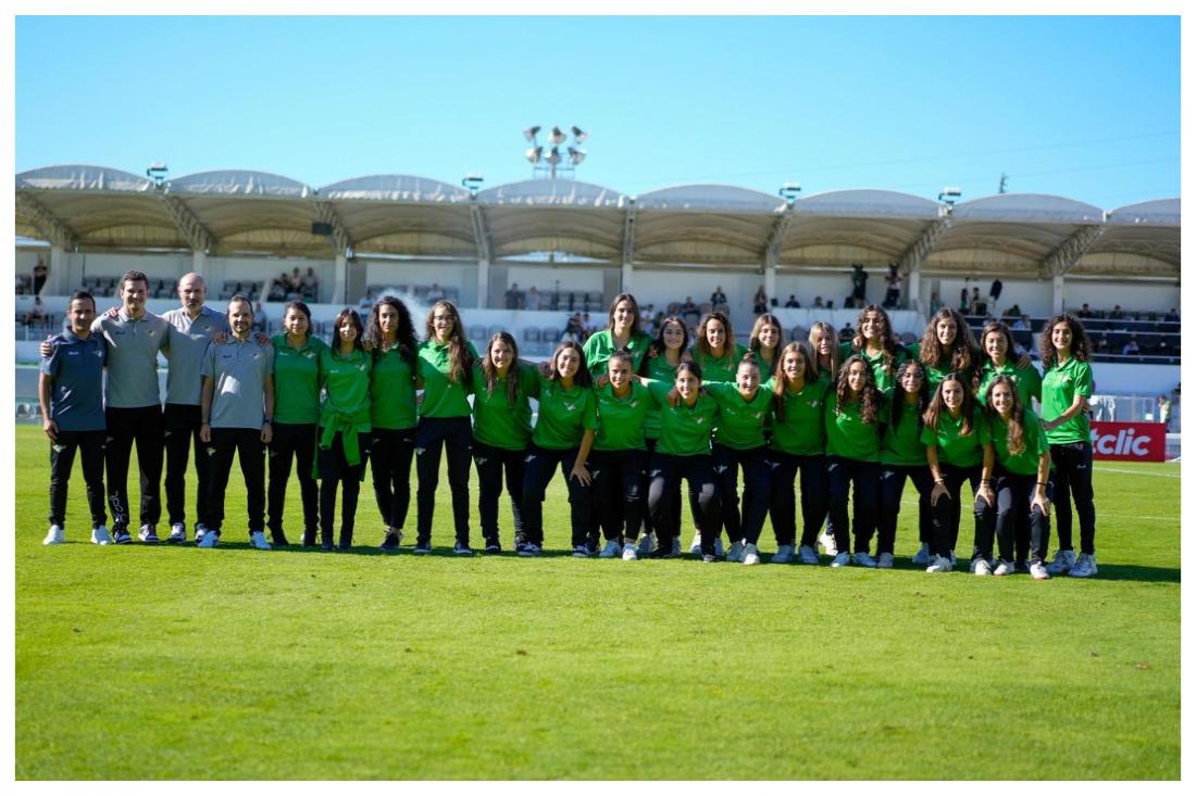 Femininas do Moreirense apresentaram-se com novo treinador 