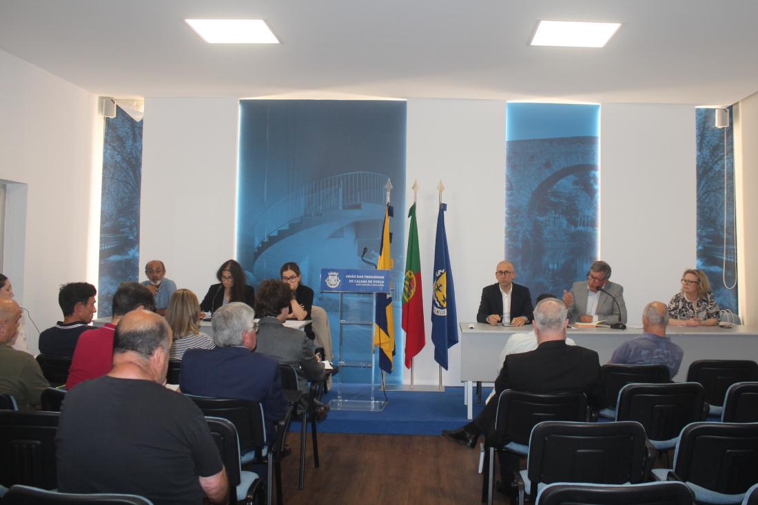Assembleia de Caldas de Vizela aprova contas e prepara obras