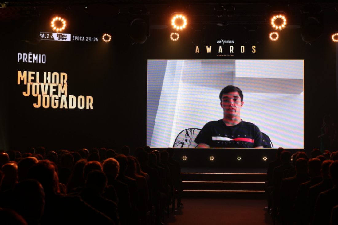 Diogo Nascimento brilha nos Liga Portugal Awards 