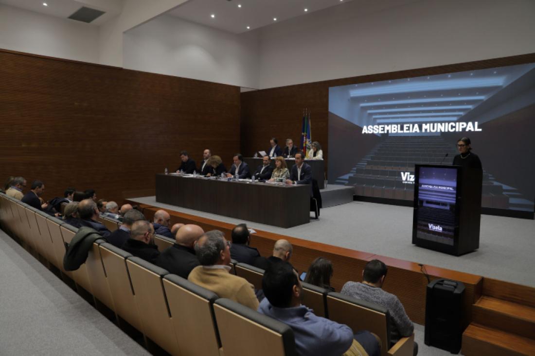 Esta quinta-feira reúne a Assembleia Municipal