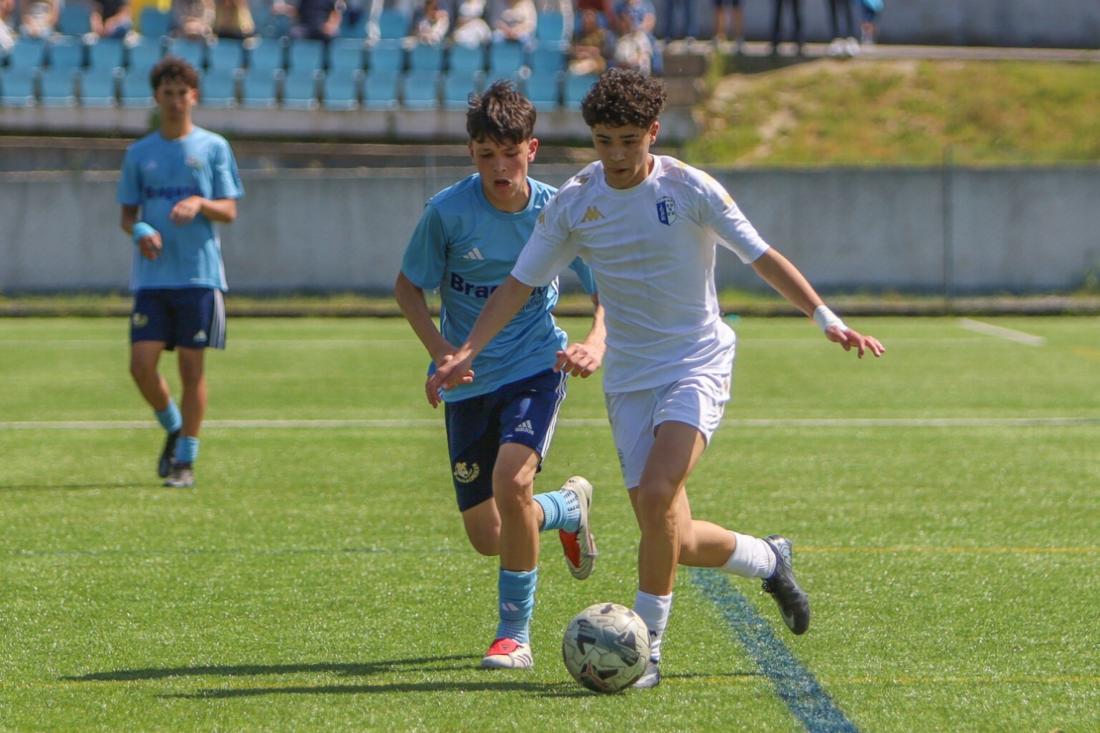 Sub-17 do Vizela somam vitória e aproximam-se do objetivo