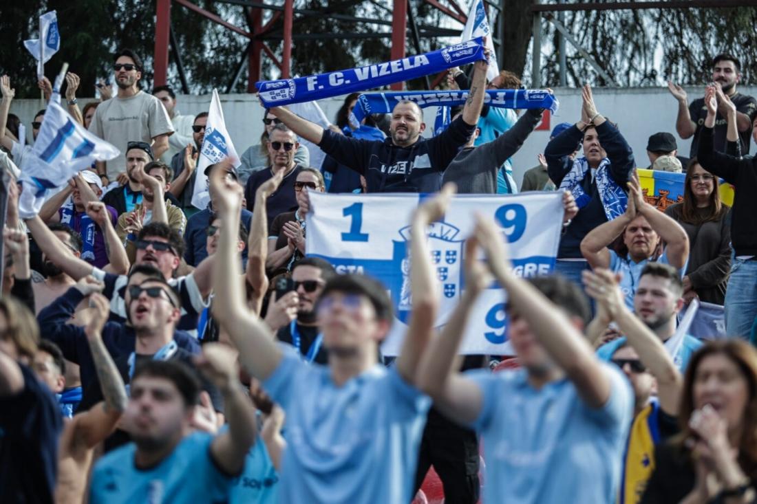 FC Vizela apresenta-se aos adeptos e mostra novo equipamento