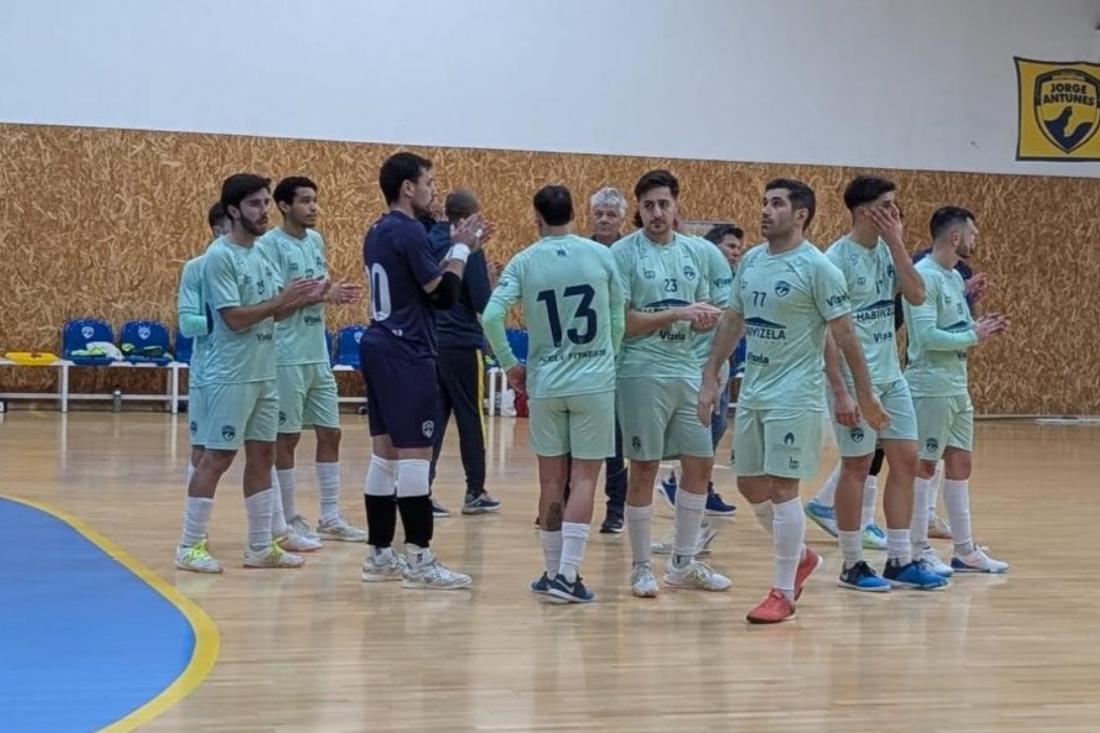 Desportivo vence no líder e fica muito perto da manutenção 