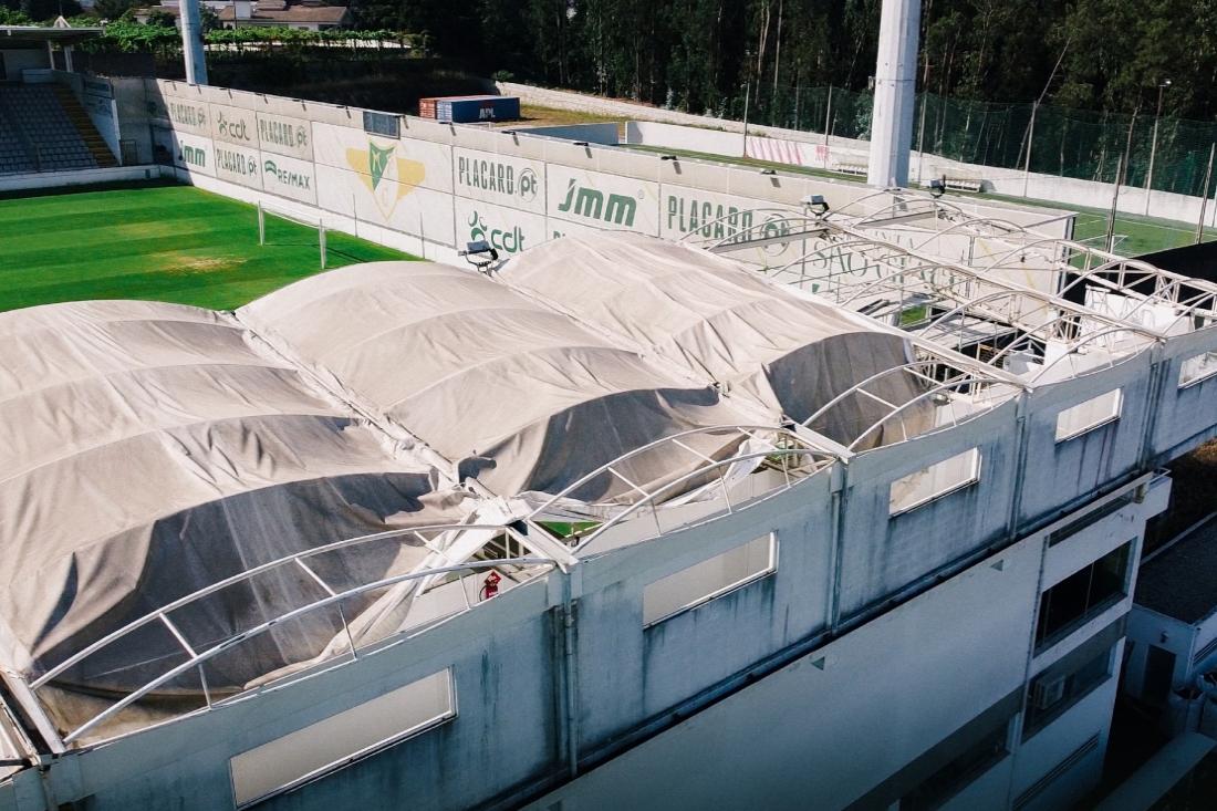 Moreirense está a substituir a cobertura da Bancada Cativa 