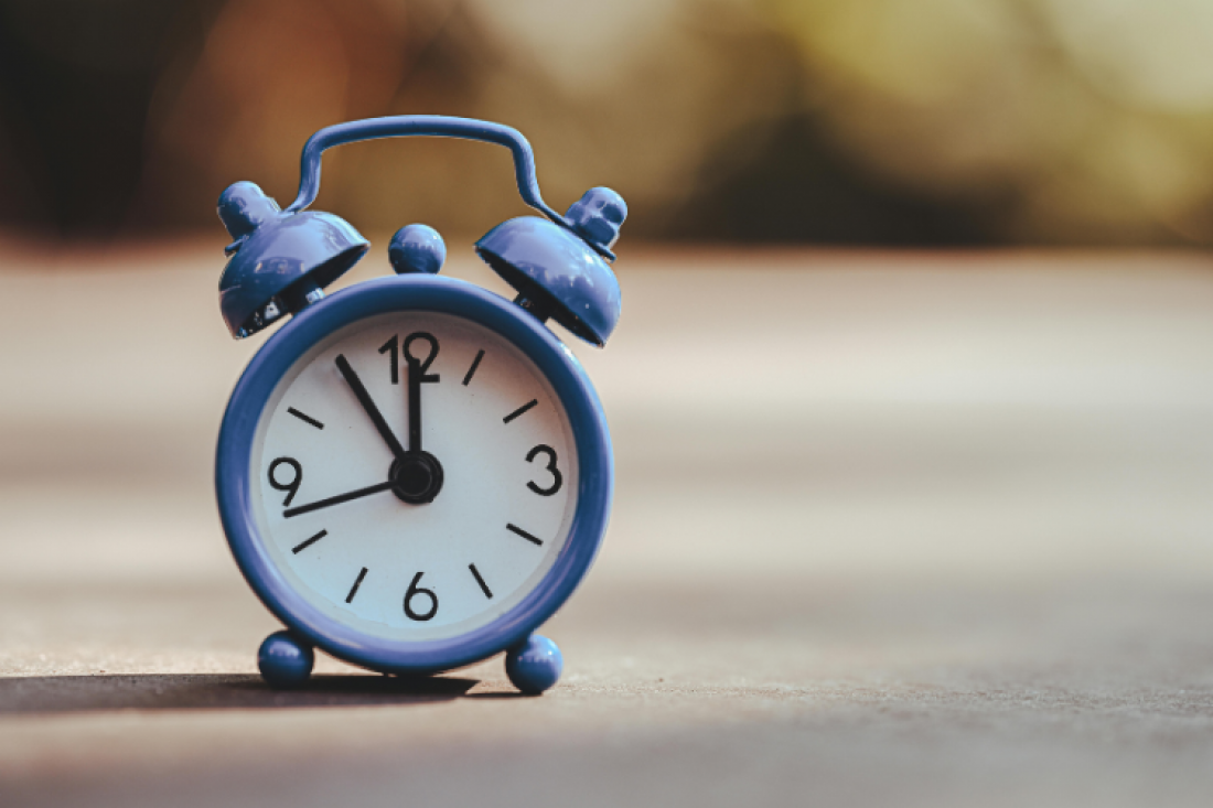 Relógios atrasam uma hora nesta madrugada de domingo
