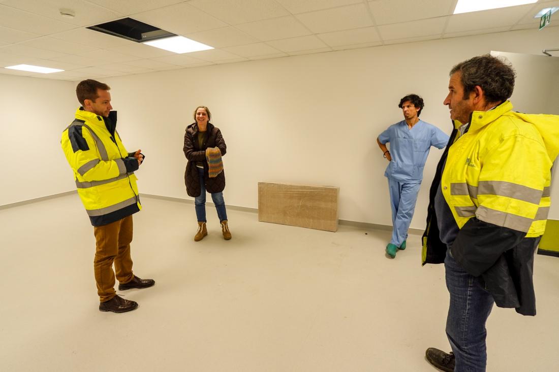 Presidente da Câmara de Lousada visita obras em Lustosa 
