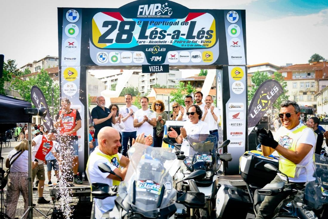 Mototuristas do Portugal de Lés-a- Lés invadiram Vizela 