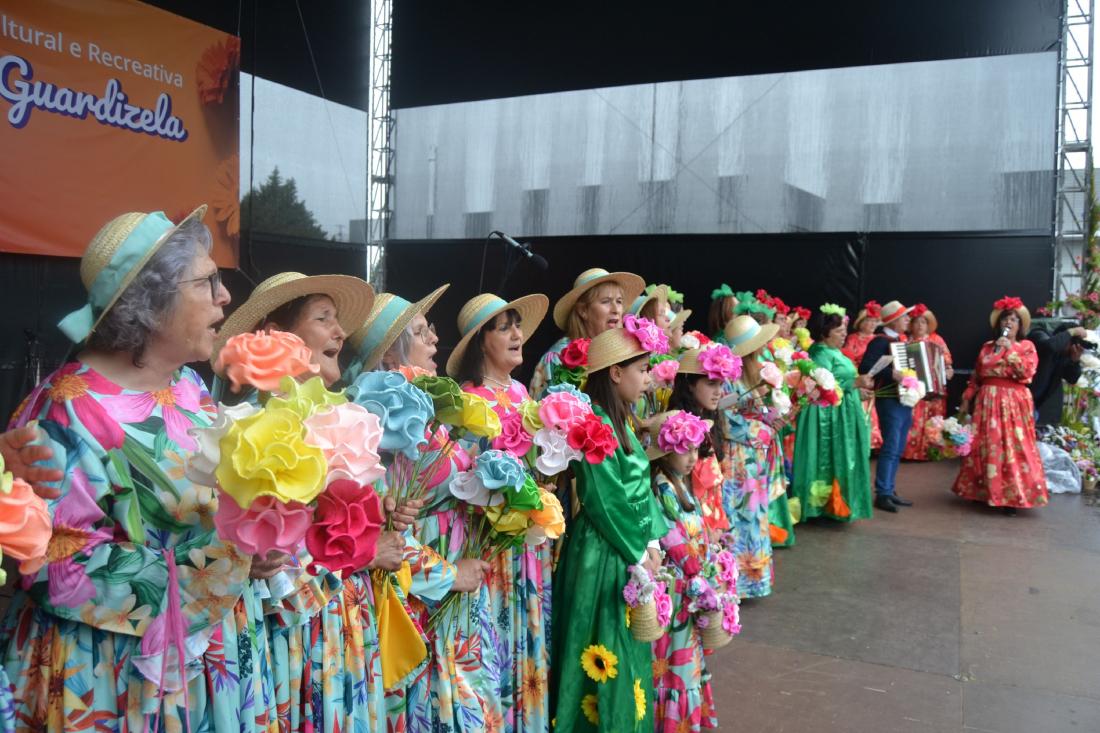 4ª Edição da Festa da Flor de Guardizela celebrou o folclore