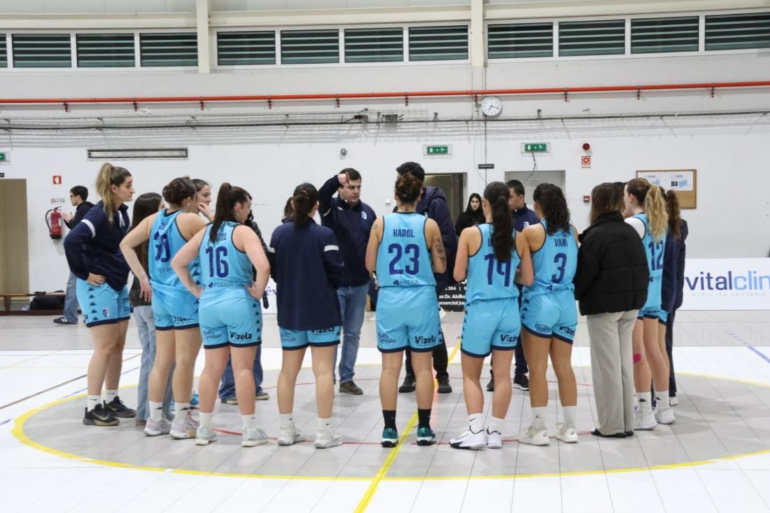 Encontro de líderes esta noite em Vizela na Taça Nacional