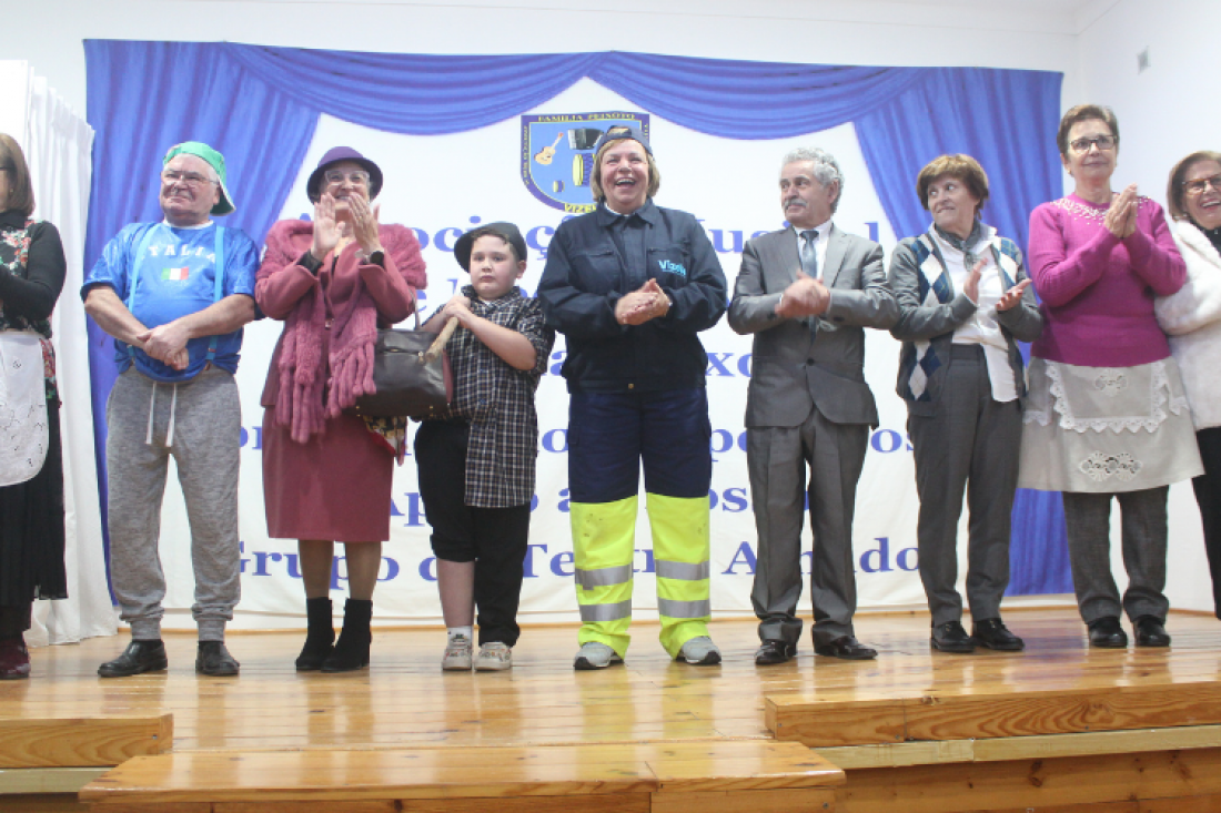 Noite Cultural encheu auditório da Família Peixoto 