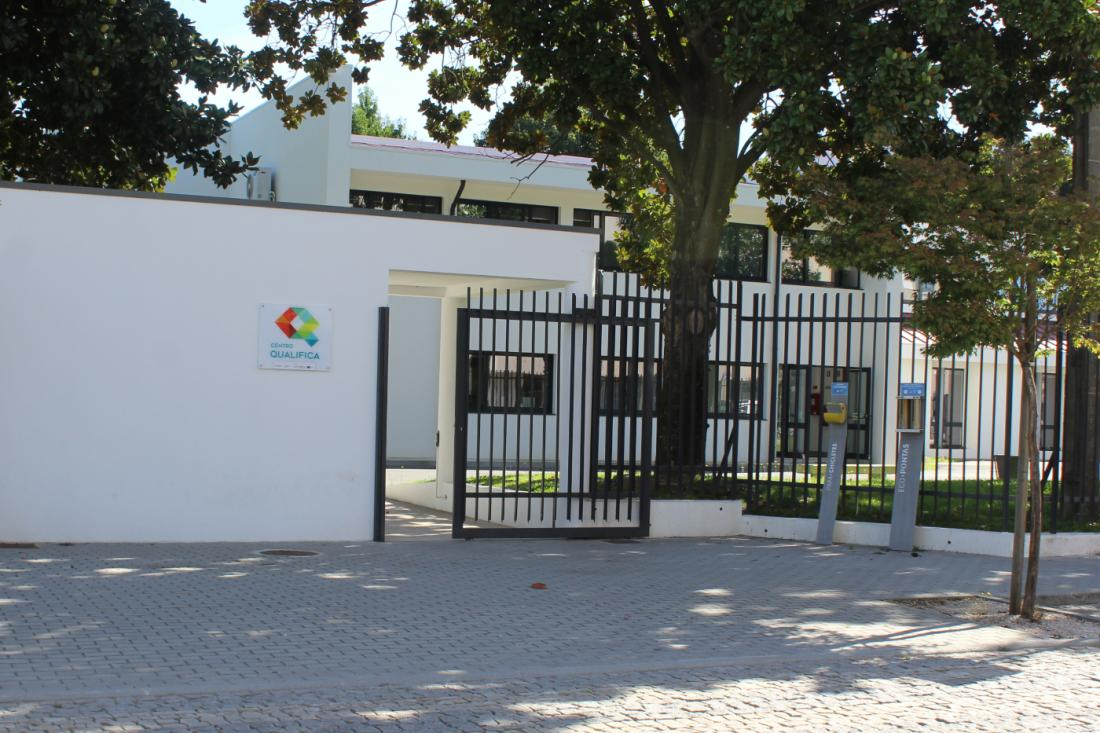 Arrancaram hoje matrículas para pré escolar e 1.º ano