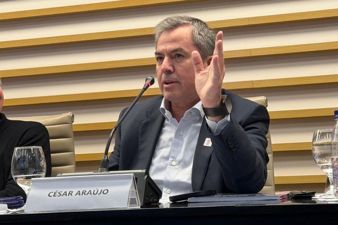 Vizelense César Araújo participa num fórum estratégico