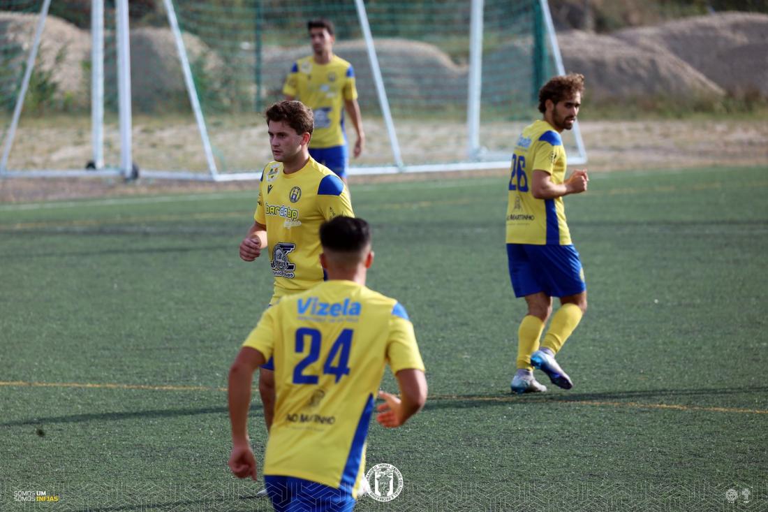 Rádio Vizela - Equipas de Vizela jogam sábado para a 1ª Divisão Distrital