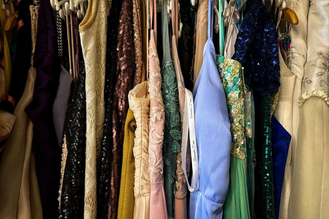 Grupo de Jovens de Infias organiza Feira dos Vestidos