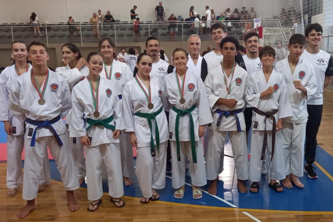 Chuva de Medalhas a fechar a temporada da Soshinkai Vizela 